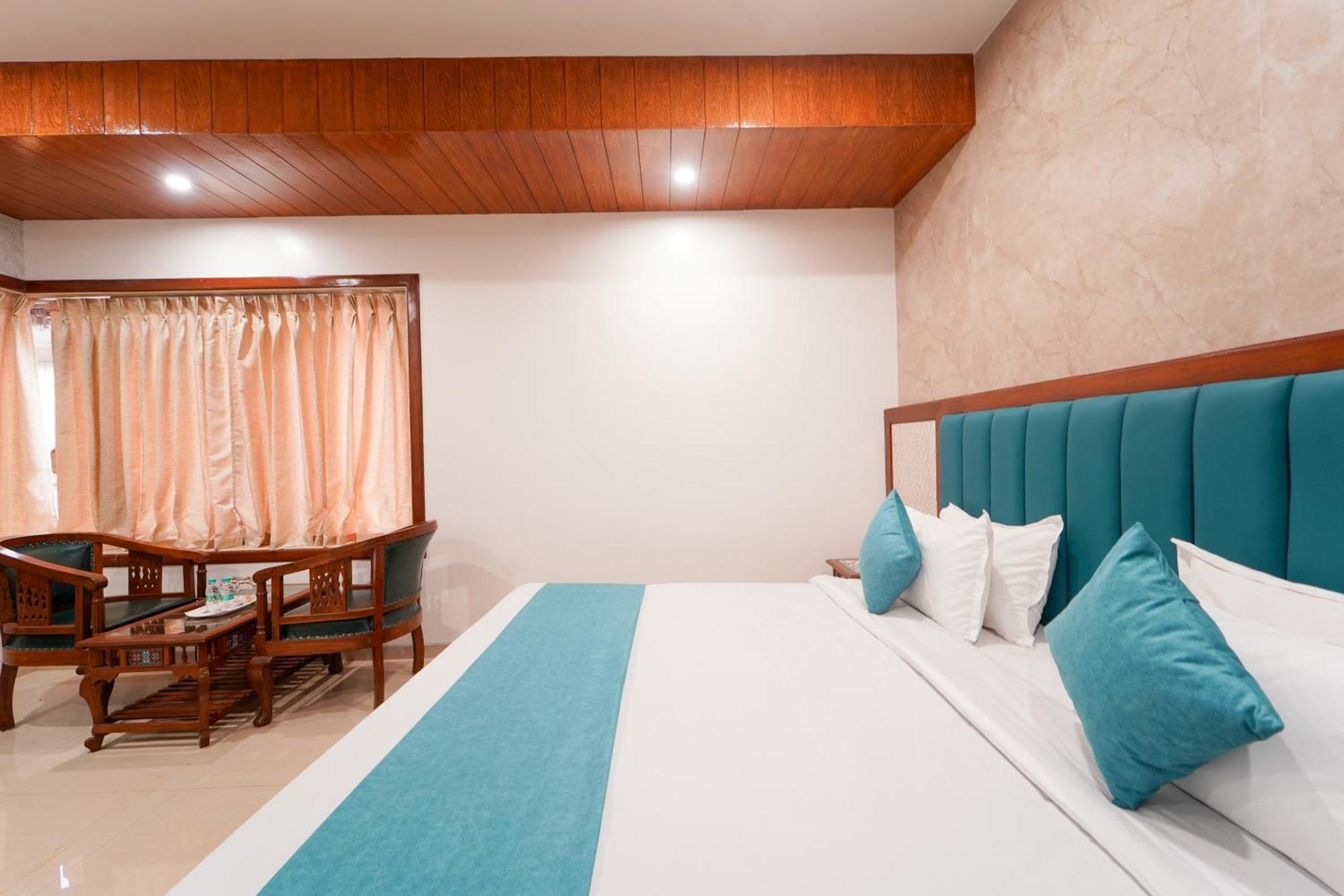 Hotel Bright Star 马哈巴莱斯赫瓦尔 外观 照片