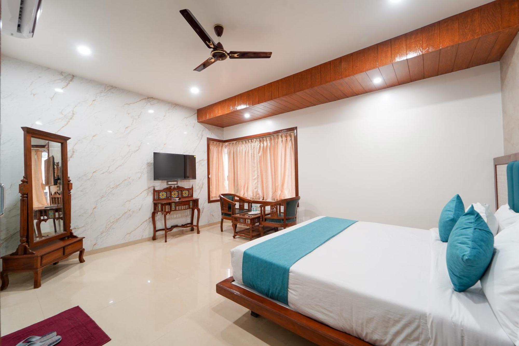 Hotel Bright Star 马哈巴莱斯赫瓦尔 外观 照片