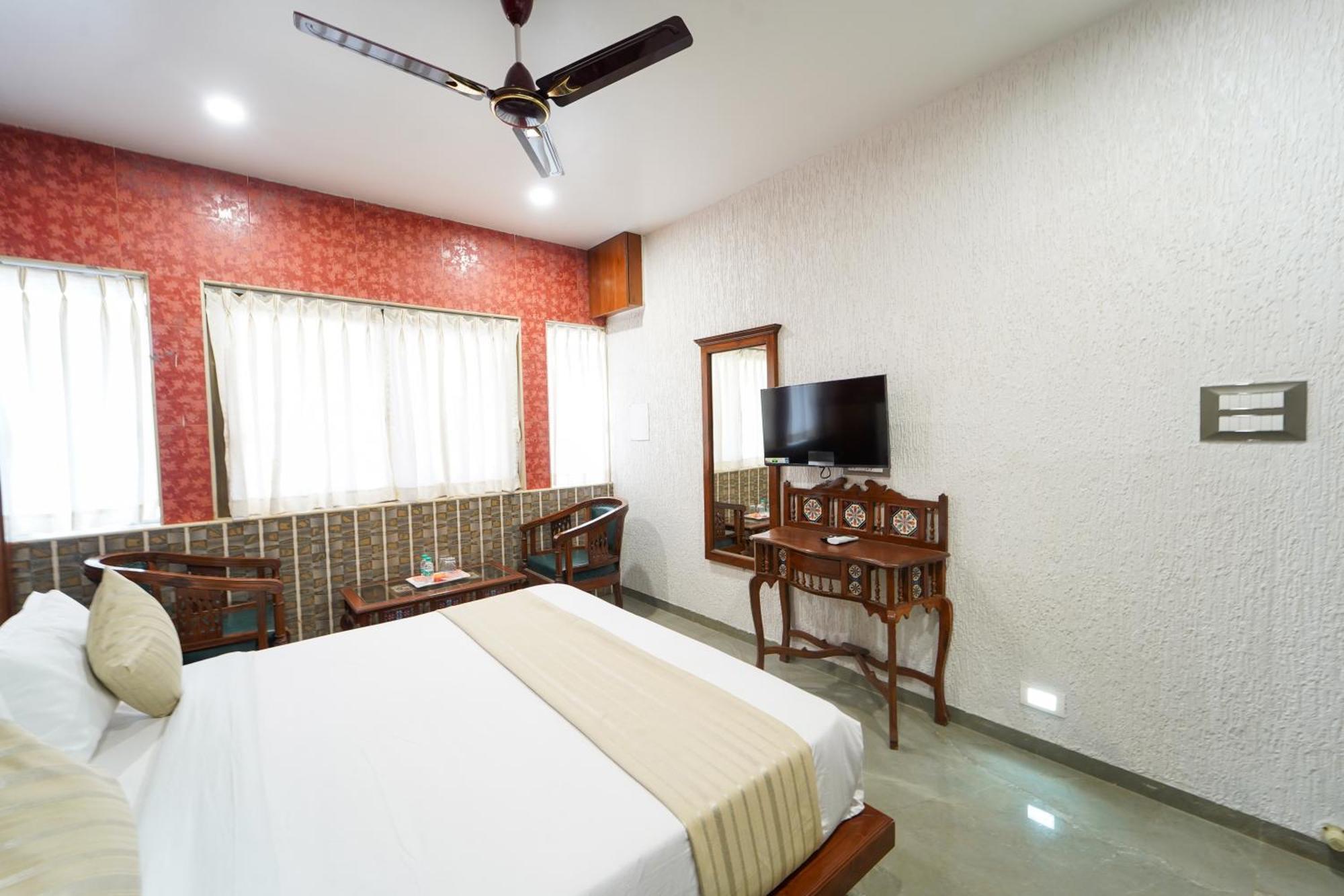 Hotel Bright Star 马哈巴莱斯赫瓦尔 外观 照片