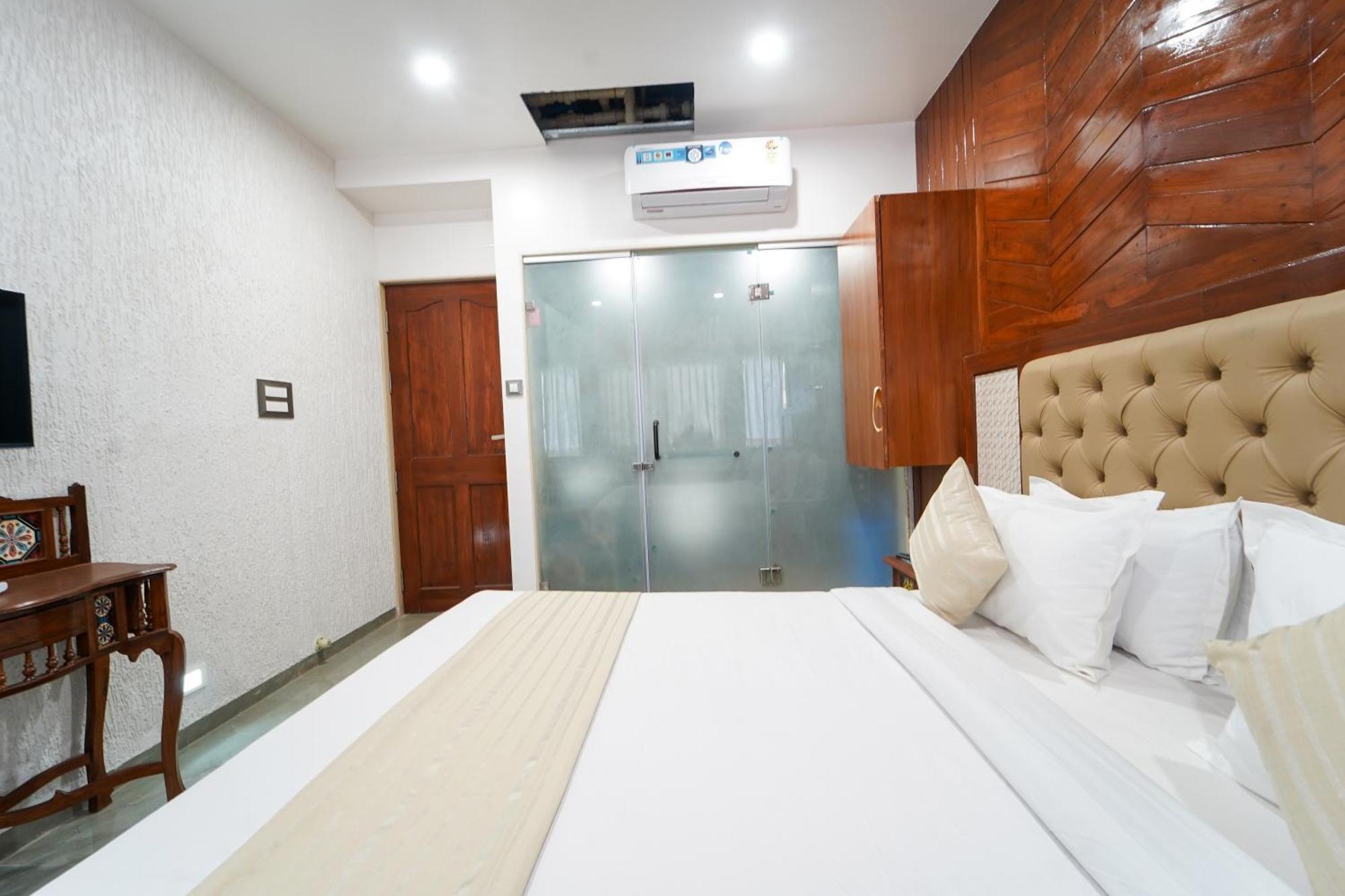 Hotel Bright Star 马哈巴莱斯赫瓦尔 外观 照片